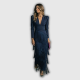 Clara | Elegáns, hosszú ujjú, bojtós maxi ruha