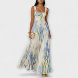 Rosalind | Pliszírozott Virágos Chiffon Maxi Ruha Derékövével
