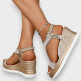 Léa | Elegáns ortopéd slip-on szandál nőknek, wedge sarokkal