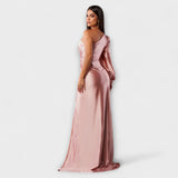 Elisa - Elegáns Ruha Eleganciával
