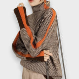 Május | Luxus Roll Neck Pulóver